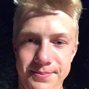 Meet your Posher, Logan